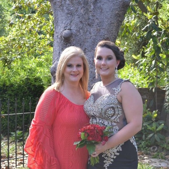 Meet your Posher, Ginger - Picture 1 of 2